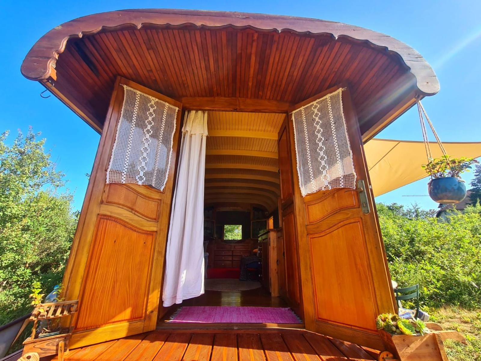 La Roulotte Du Coustal, Cajarc, Lot Hotel ภายนอก รูปภาพ