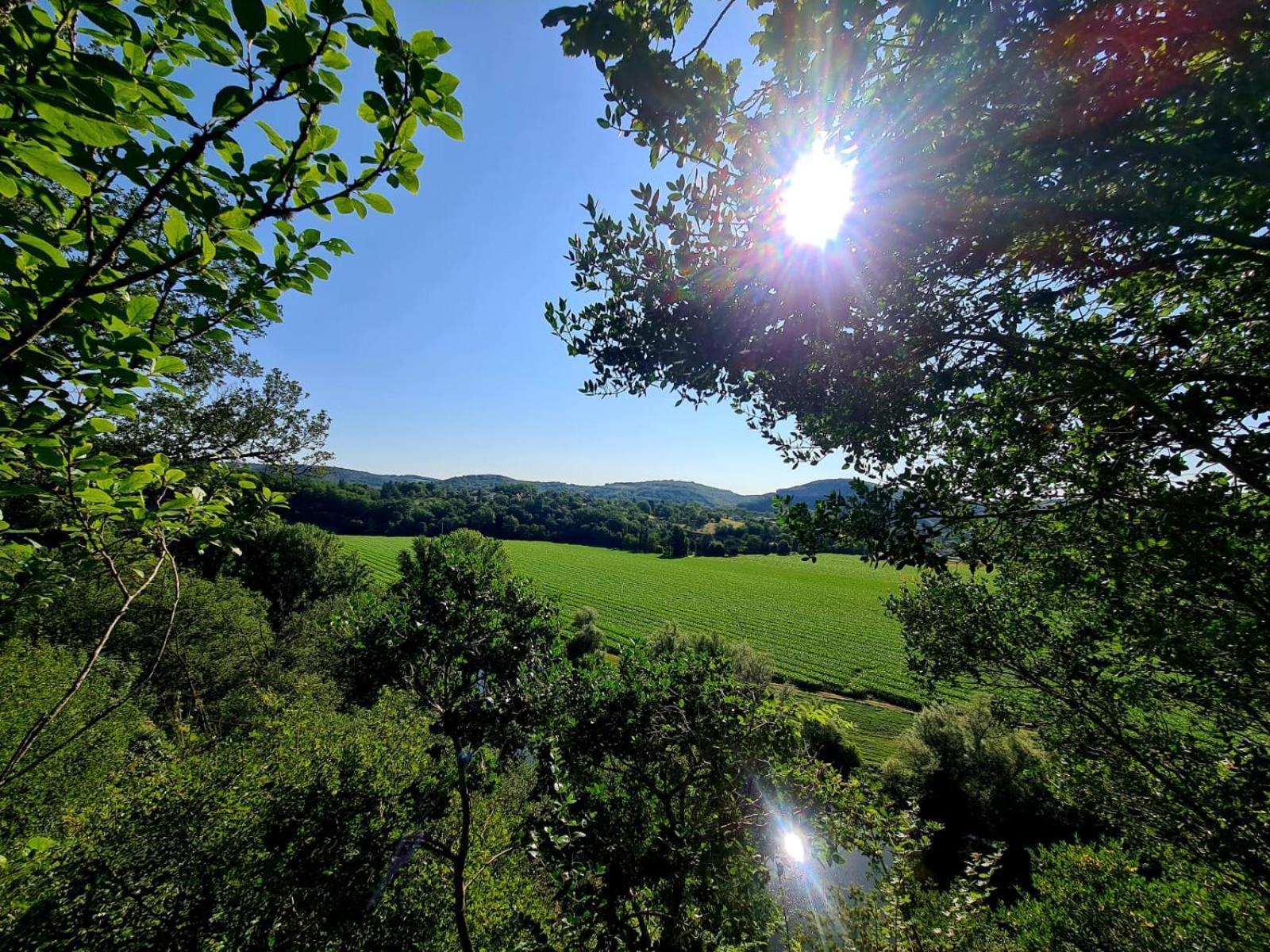 La Roulotte Du Coustal, Cajarc, Lot Hotel ภายนอก รูปภาพ